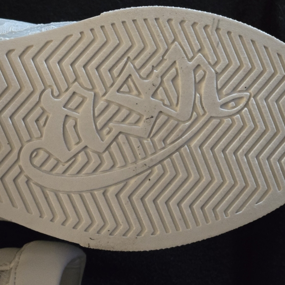 ASN NWT Women's White Platform White Shoes Sz 6 - Picture 7 of 10